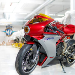 MV Agusta Superveloce 800