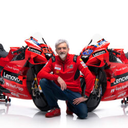 desmosedici moto gp lenovo