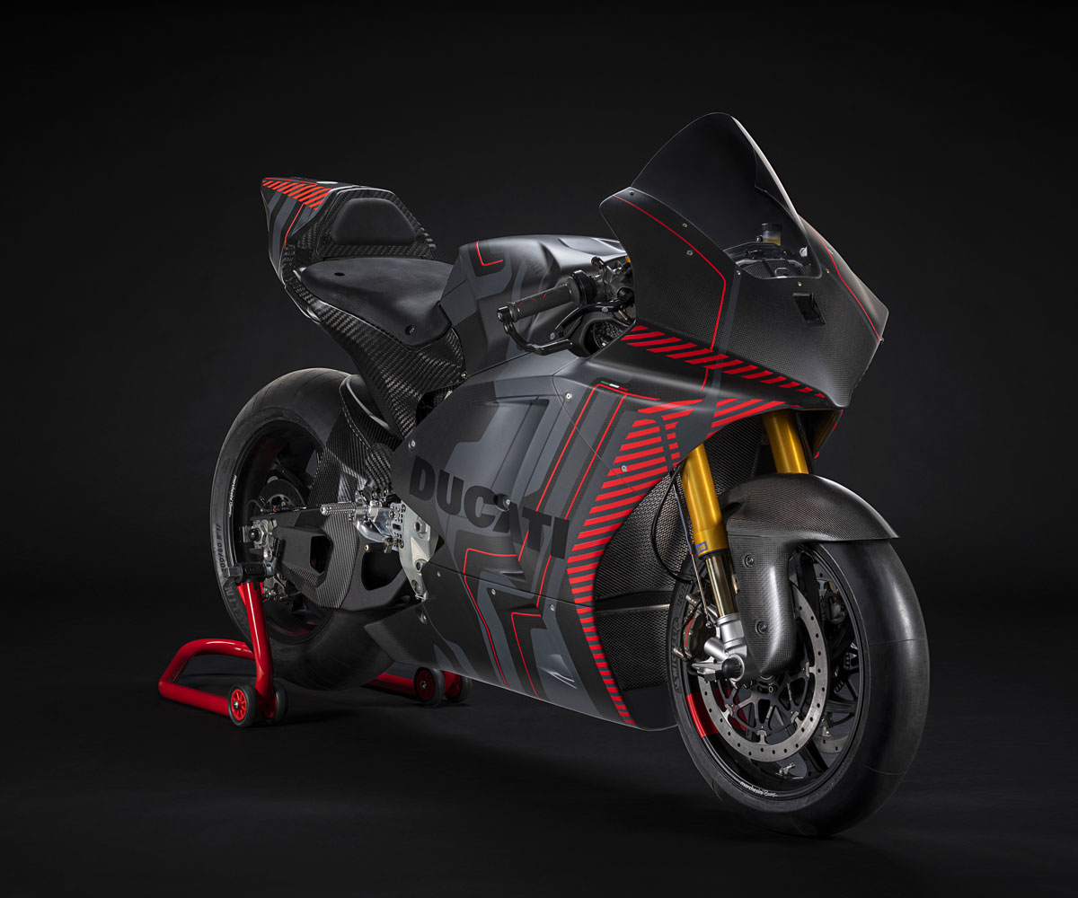 Aprilia RS 660 Limited Edition 2022, omaggio al successo nell'AMA -  Motociclismo