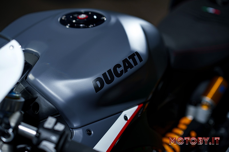 Ducati Panigale V2 Superquadro Final Edition