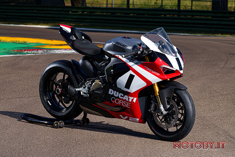 Ducati Panigale V2 Superquadro Final Edition