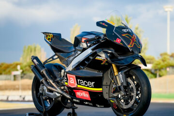 Aprilia RSV4 X ex3ma