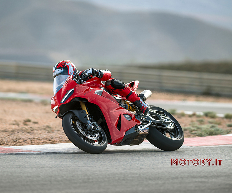 DRE 2025 Ducati Panigale V2