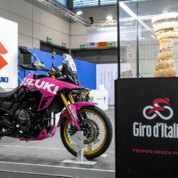 Suzuki V strom 800DE Giro d Italia 2025